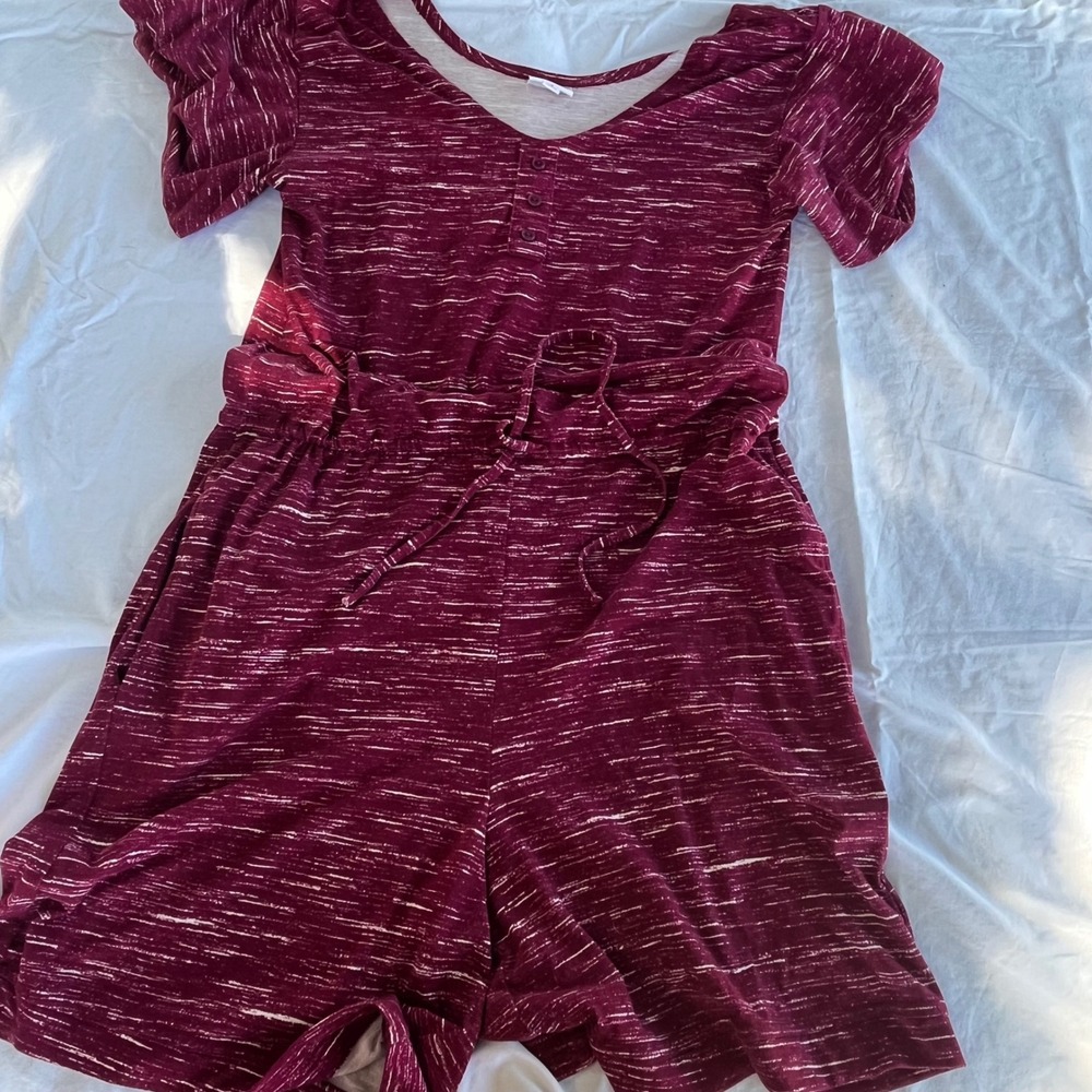 LuLaRoe XANTHE Women's Romper Shorts Small (runs big) Dark Red Pockets